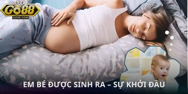 mo-thay-em-be-duoc-sinh-ra